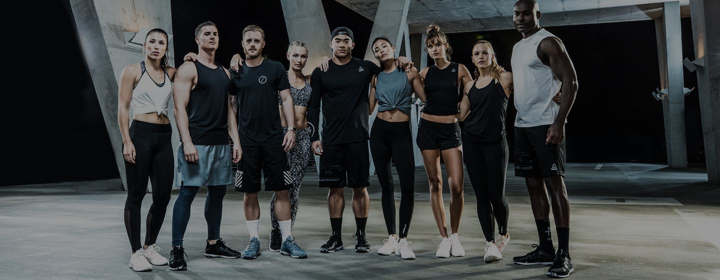 【レズミルズジャパン公式サイト】レズミルズが様々なパートナーと共に展開するエクササイズグッズ。フィットネスウェアやワークアウトプレイリストなど